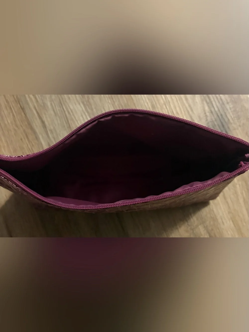 Estée Lauder - Croc-Embossed Plum Zip Pouch